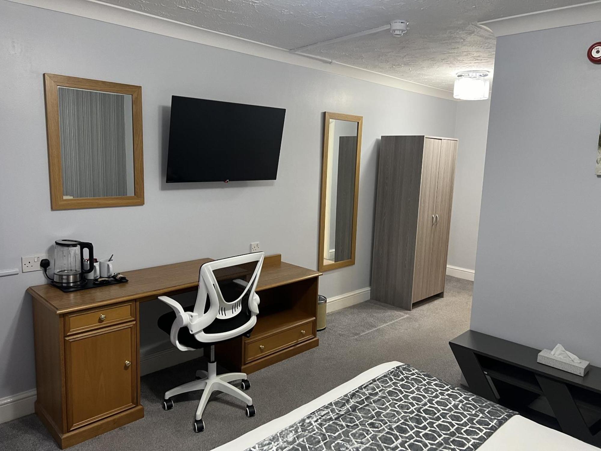 Dolphin Hotel Cambridge St Ives  Zewnętrze zdjęcie